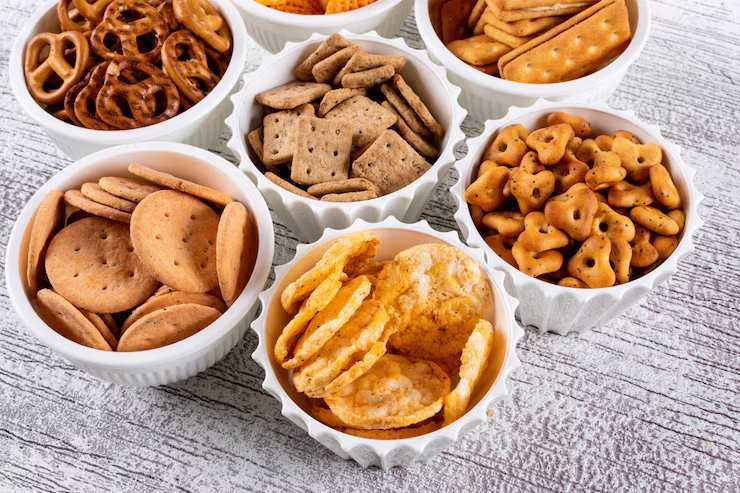 Side view crackers in bowls horizontal