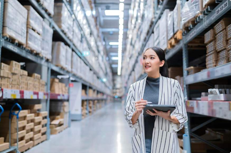 Is It Worth It to Import Glass from China? Key Benefits Explained插图