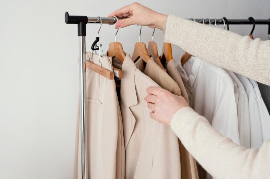 tailor check garment